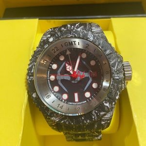 Rare Invicta Reserve Hydrodip Grafitti Star Wars Watch (Darth Vader Edition)